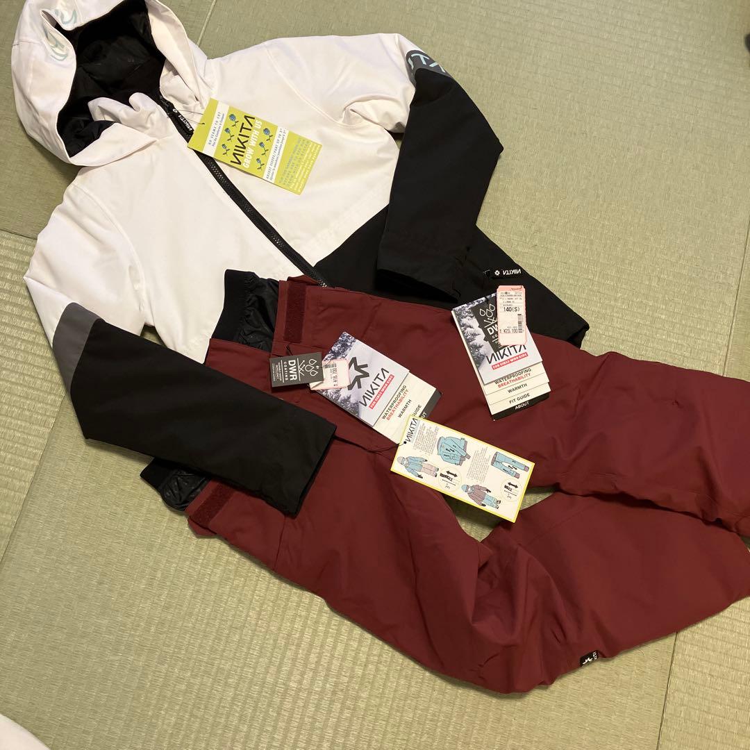 スノーボードウエアキッズ上下