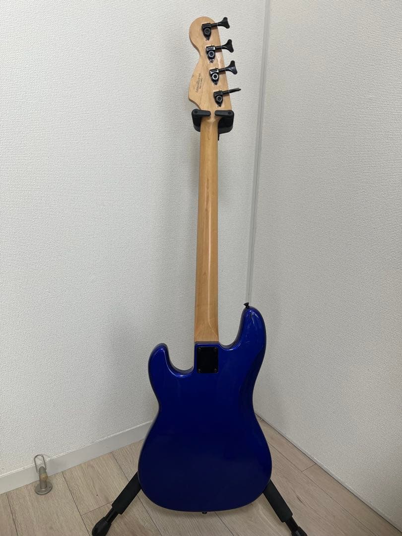 ベース Squier by Fender Affinity Precision Bass