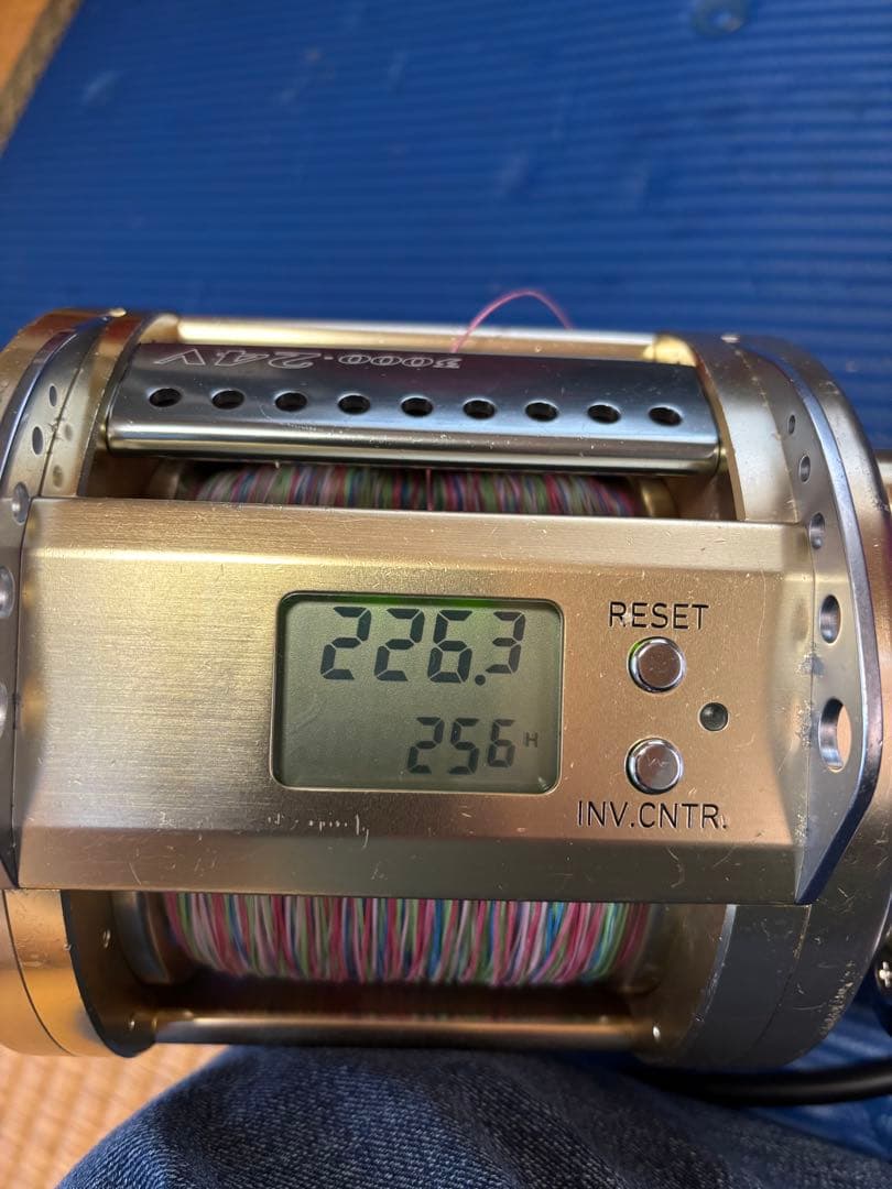 値下　ダイワマリーンパワー3000 24V