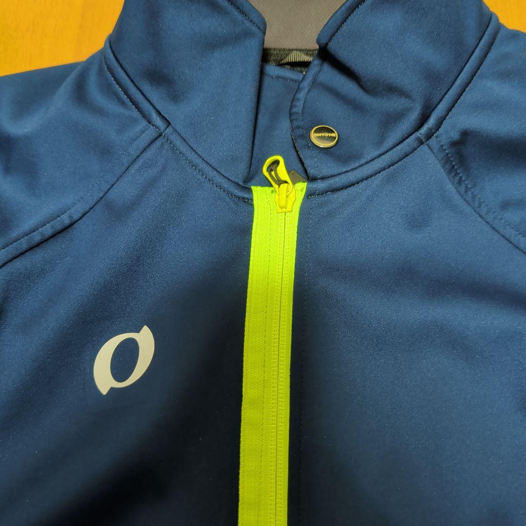 オンヨネ　スキーウェア　レーシング用　上着　150cm