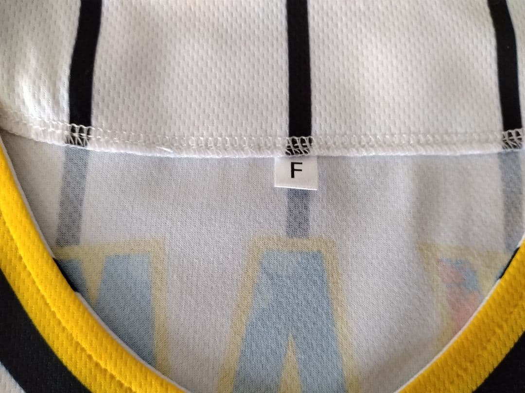 阪神タイガースユニホーム　近本光司