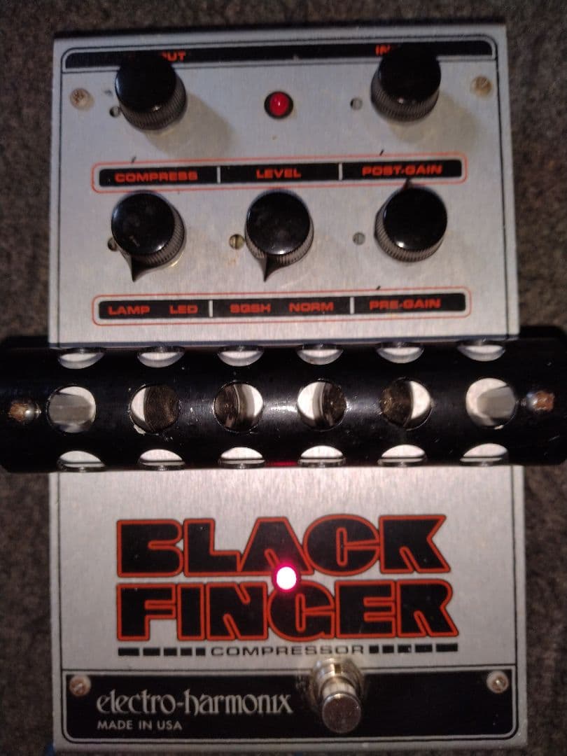 エレクトロハーモニクス BLACK FINGER コンプレッサー