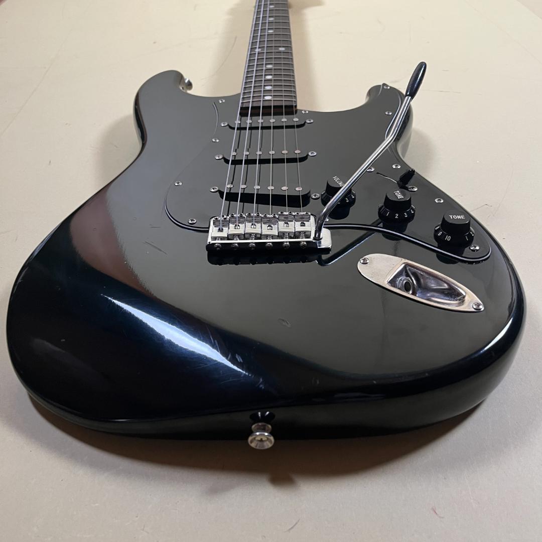 Squier CST-30 SQシリアル 1984年製 ストラトキャスター