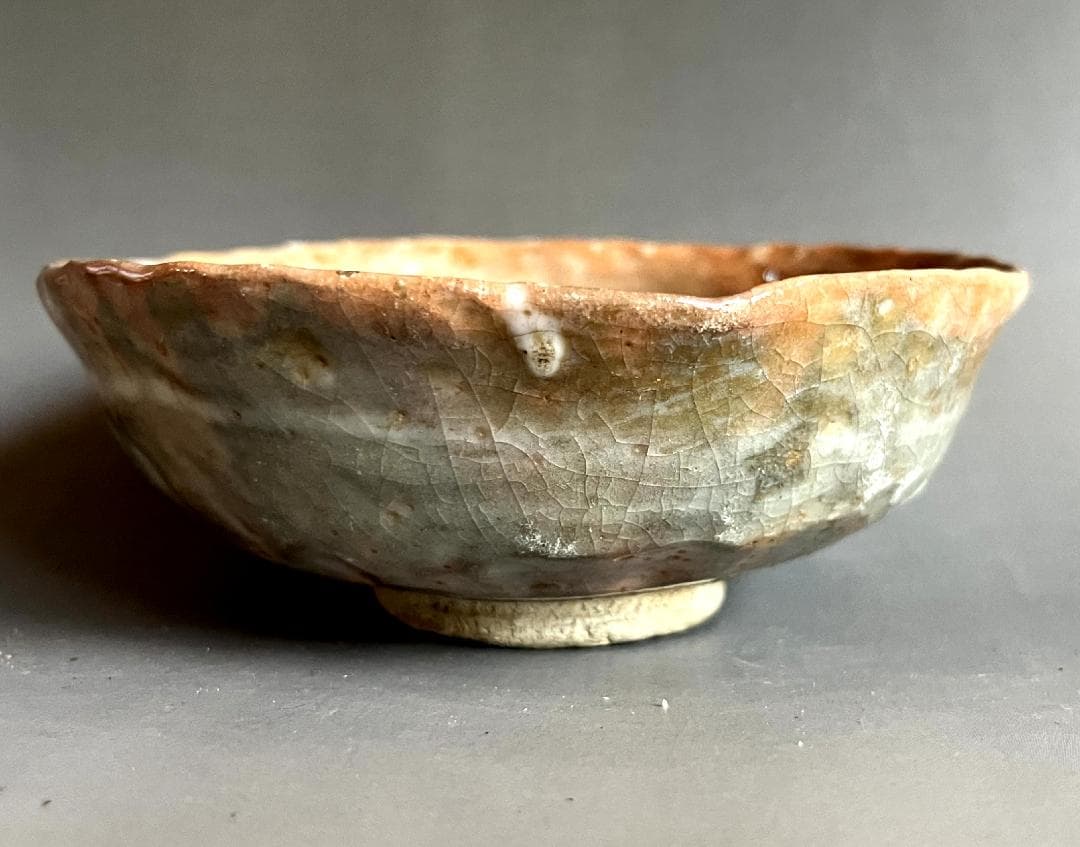 茶碗■古赤楽平茶碗【浪】和歌彫り 風 夏の夕暮れ お茶道具 時代物 骨董品■