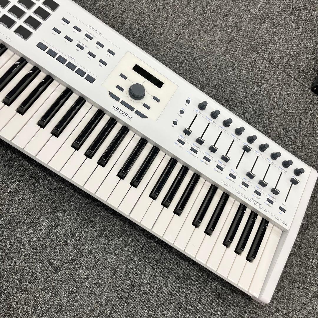 【11020】ARTURIA KEYLAB61 mkII MIDIキーボード