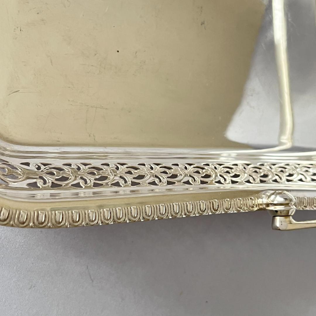 【英国】ピアスのバスケット / フルーツスタンド【シルバープレート】