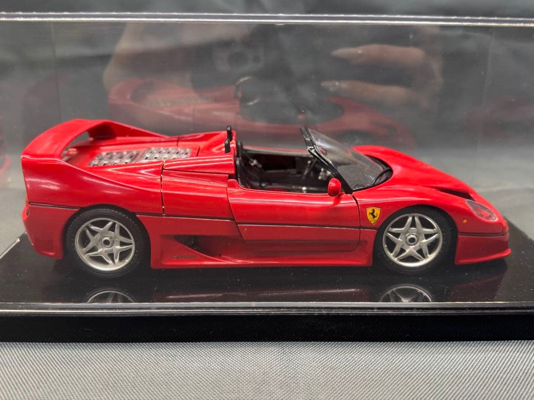 Ferrari F50 1/18 スケール ミニカー