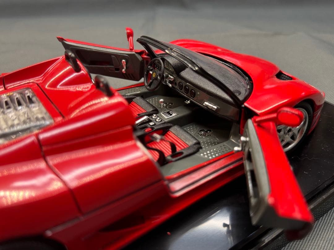 Ferrari F50 1/18 スケール ミニカー