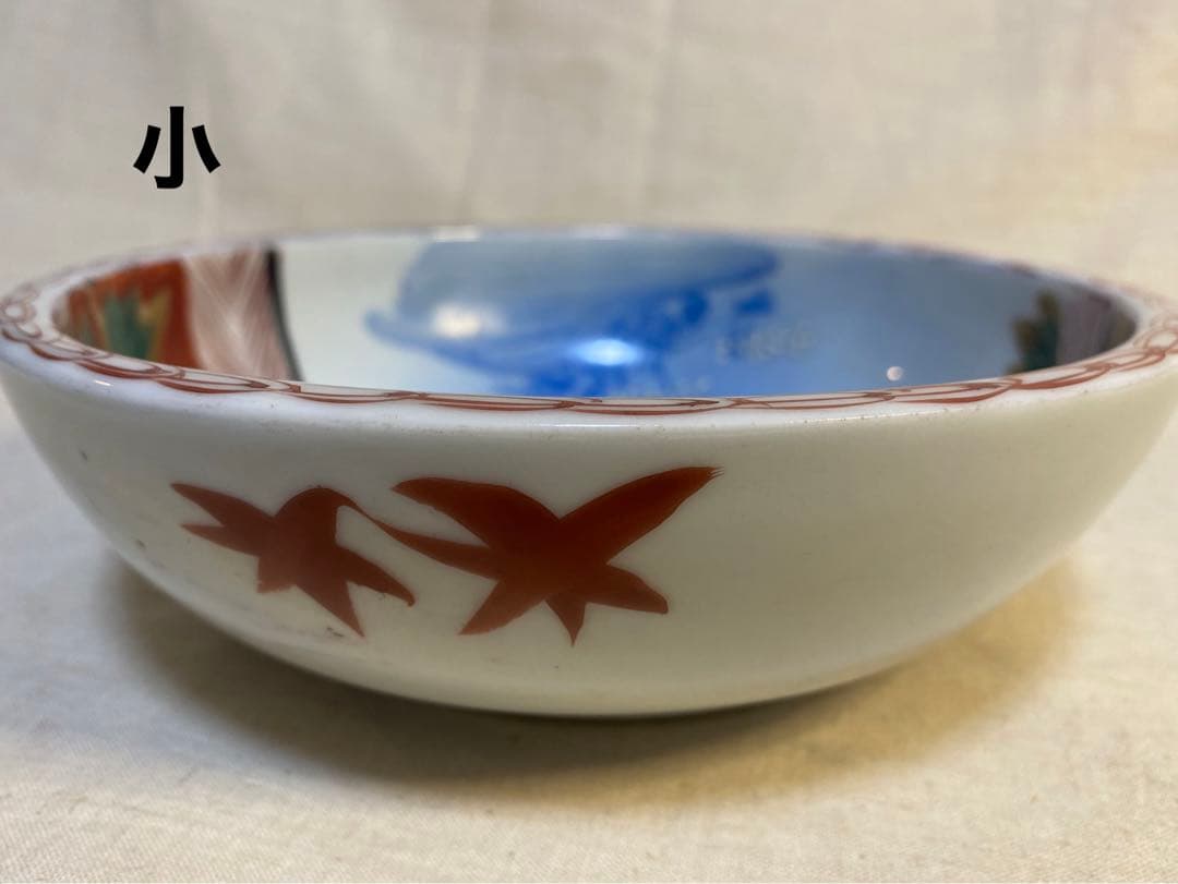 伊万里　古伊万里　鉢　三つ鉢　入れ子　色絵　蝶の図　花の図