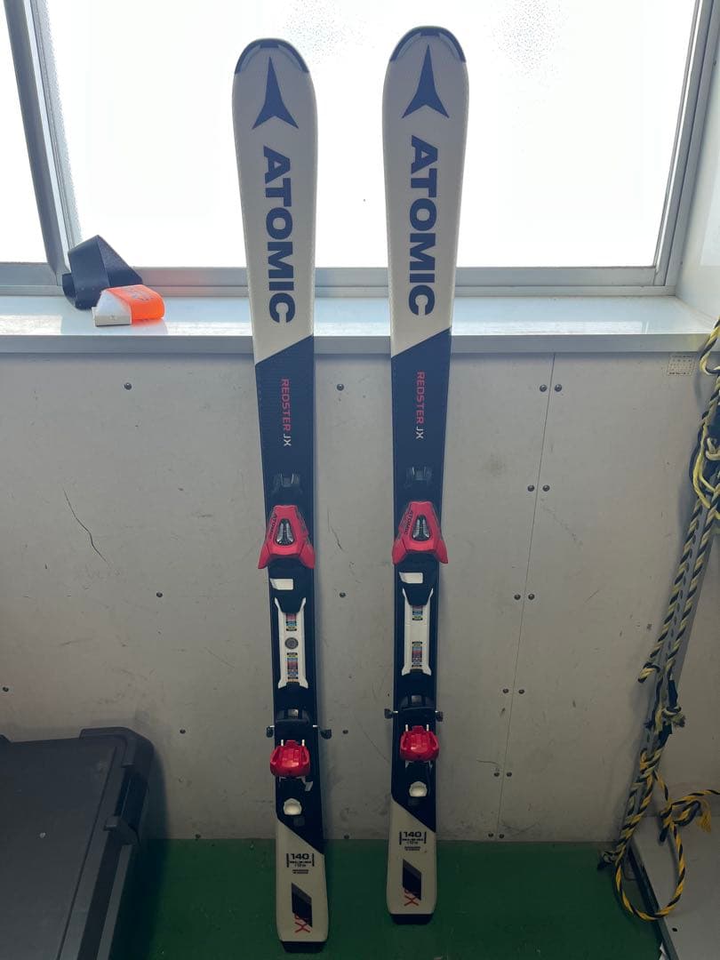 【送料無料】ATOMIC REDSTER JX レッドスタースキー板 140cm
