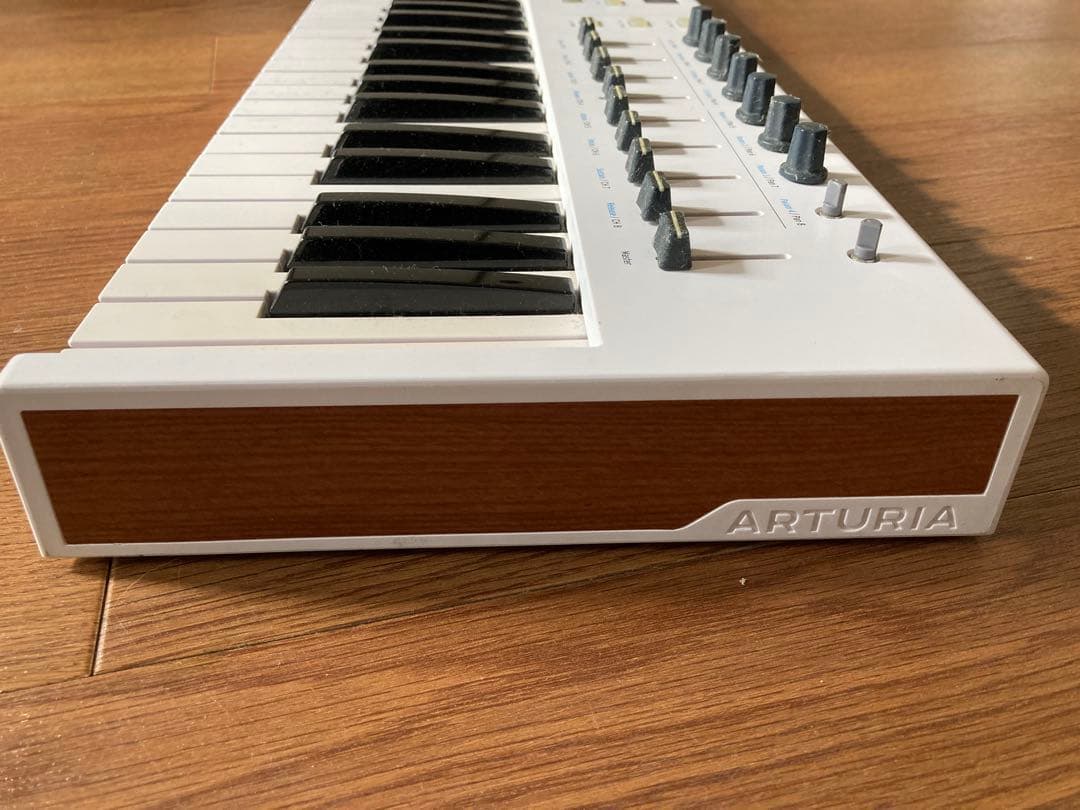 ARTURIA KEYLAB 61 MIDIコントローラー　動作品