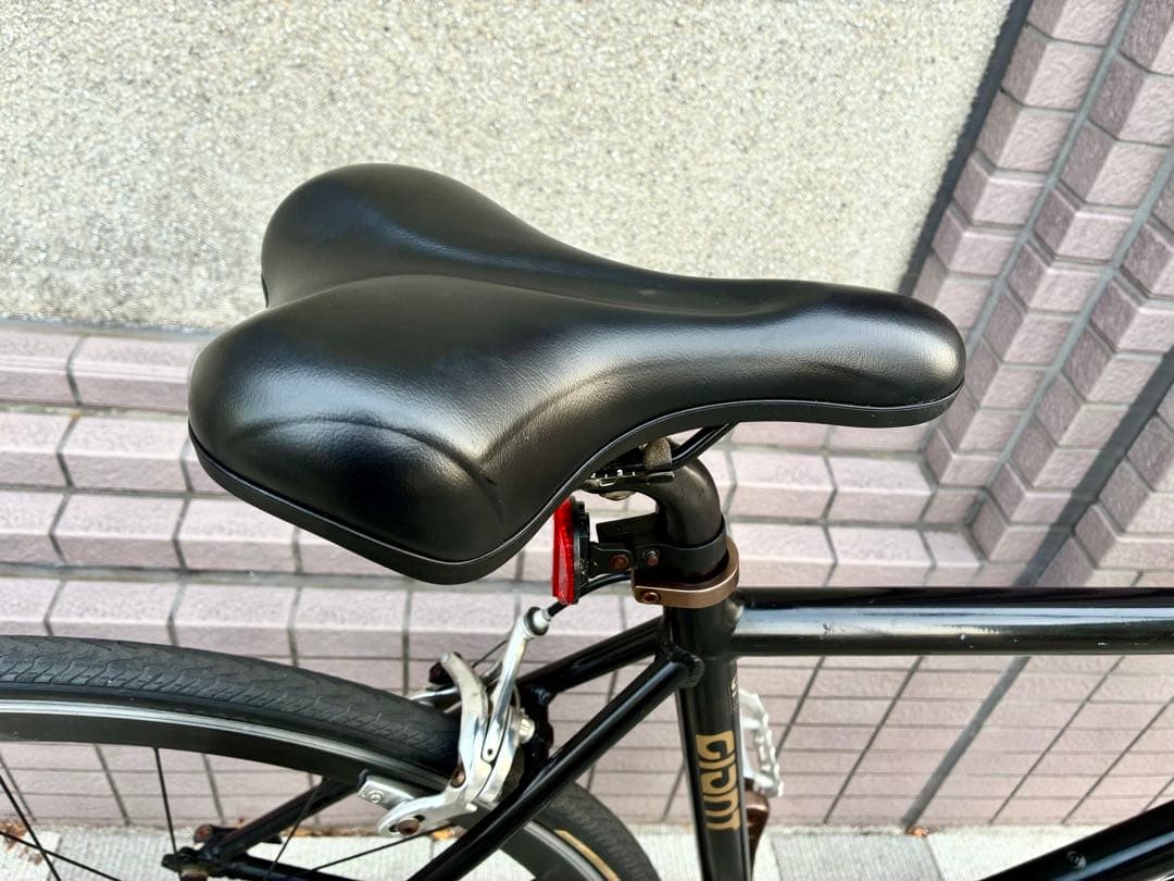 GIANT TRADIST クロスバイク 2✖️9 18段変速　東京