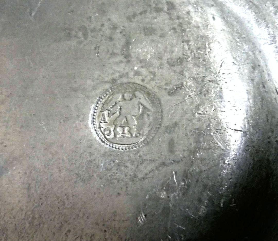 フランスアンティーク　ピューター 花リムプレート　王冠　百合紋章