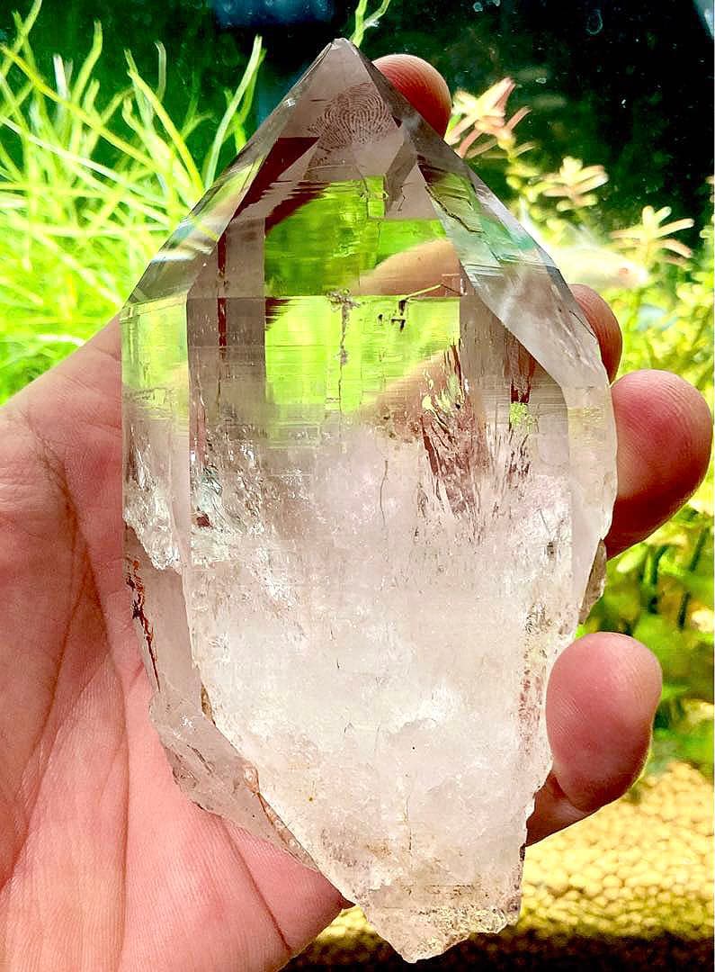 クニ　再販不可　夢幻品質　幻のカイラス聖山産　虹のヒマラヤレムリアンの原石