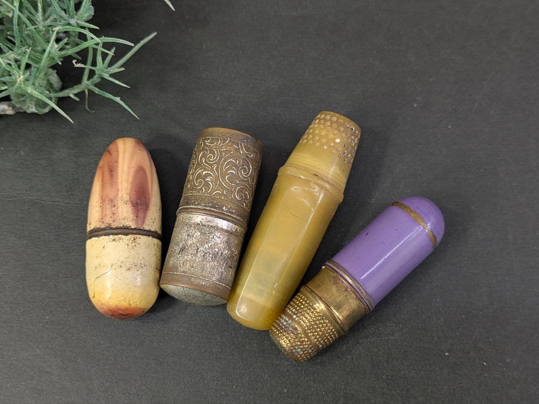 イギリス アンティーク 携帯用 ソーイングセット 4点セット