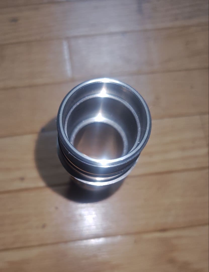 チタン製ボディ シュアファイア solarforce フラッシュライト