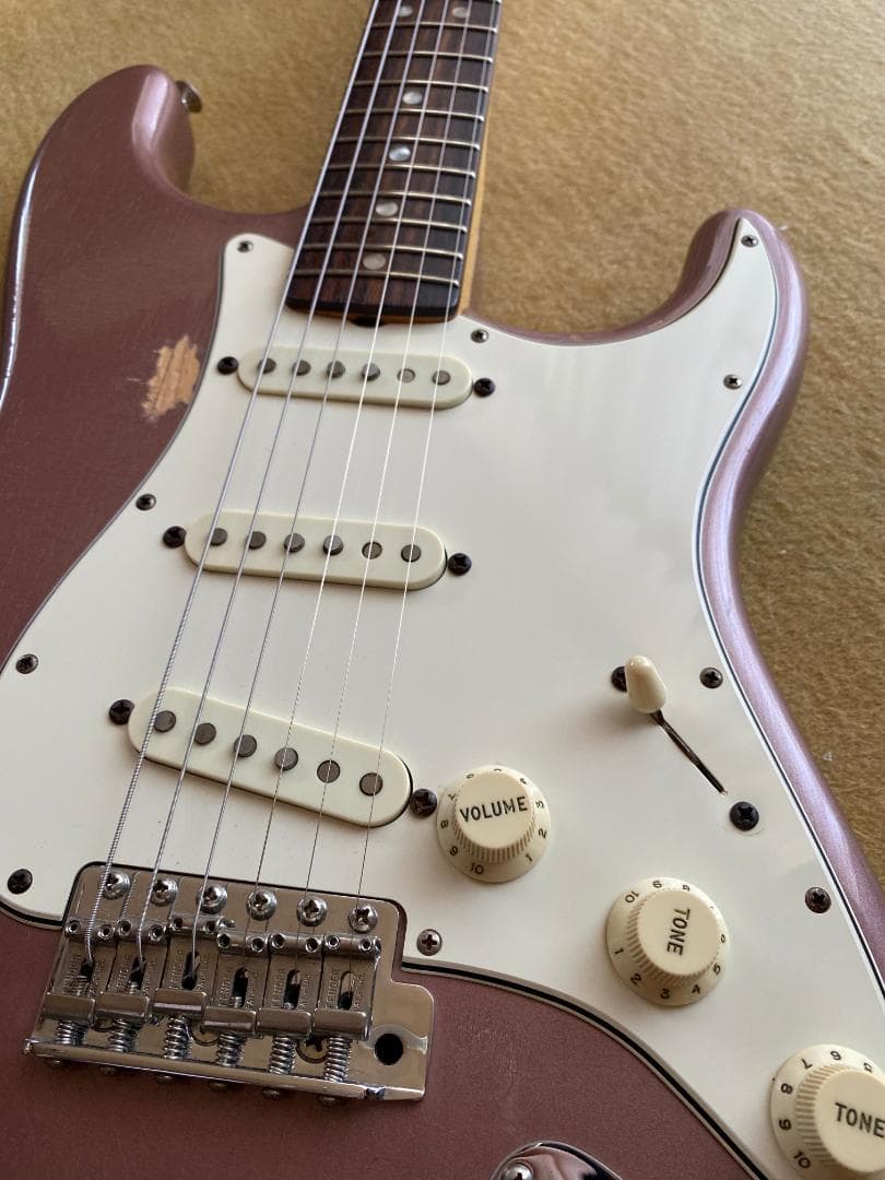 Fender New American Vintage 1965ストラト