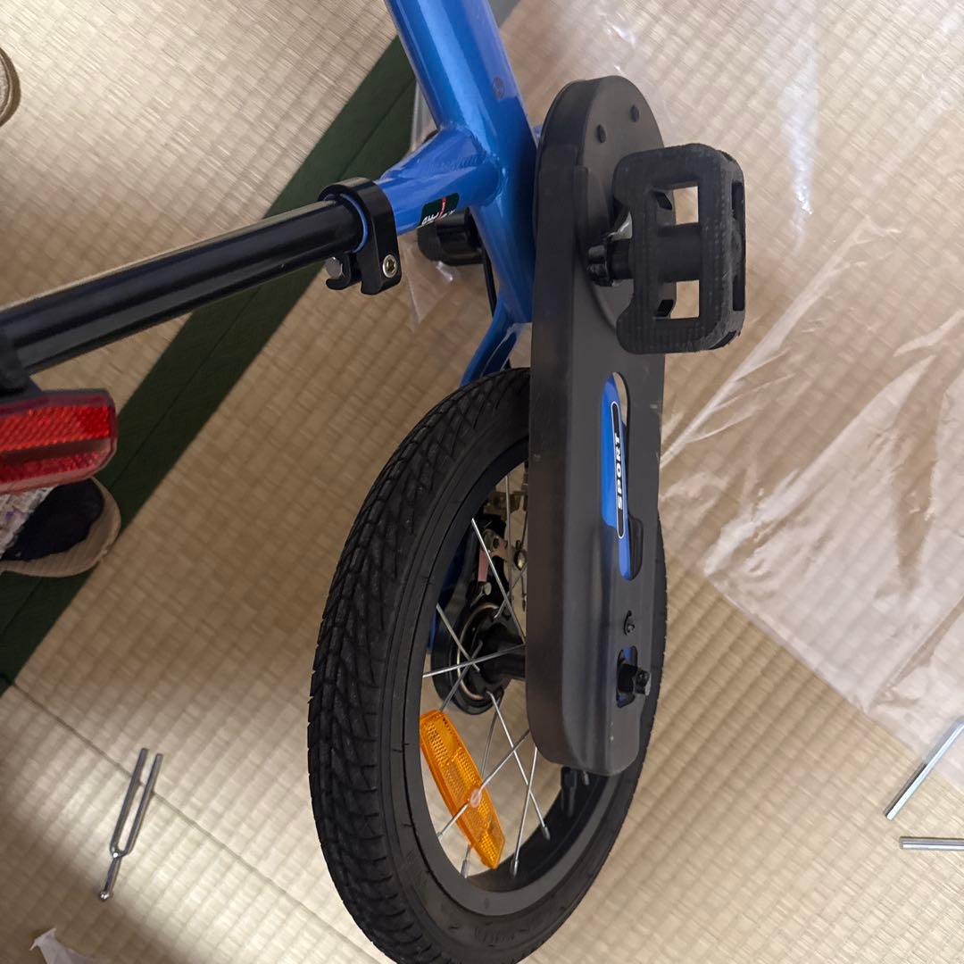 STRIDER バランスバイク 青　14X ペダルあり