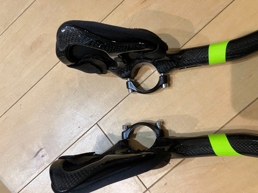 カーボン　エアロ TTタイプブルホーン　レストハンドルバー