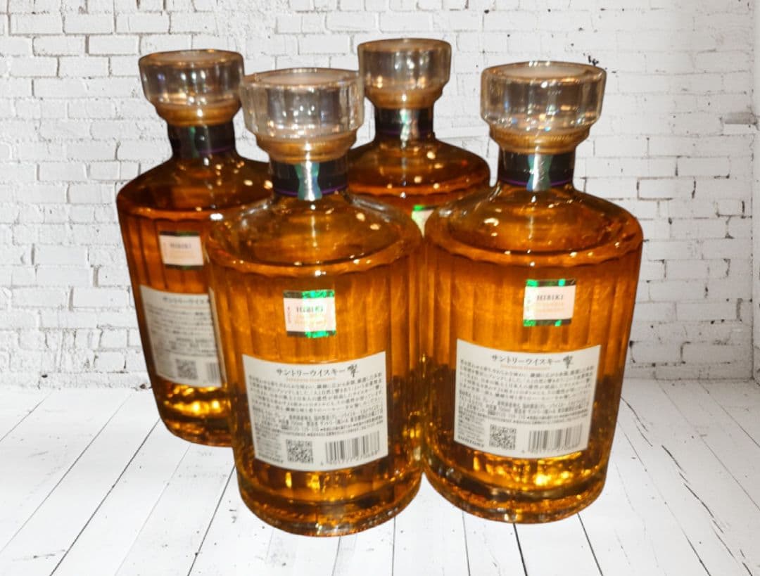 Hibiki 700ml 4本⭐ホログラム付き未開封本日限定