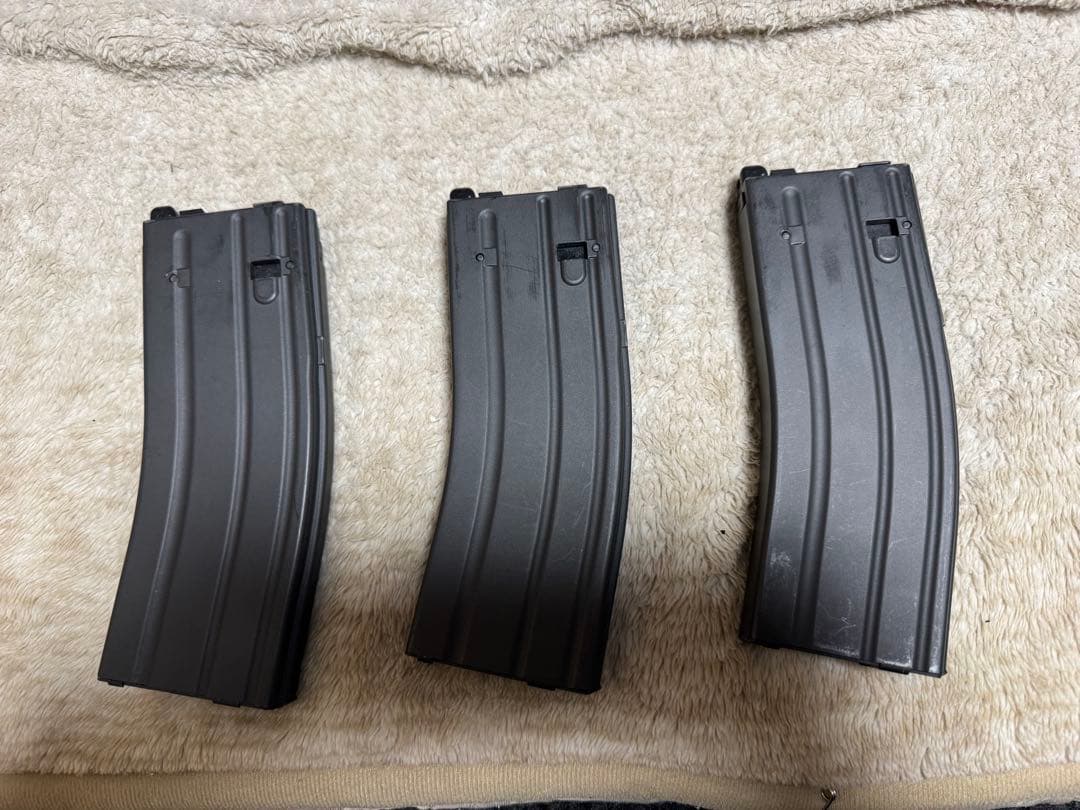 東京マルイ ガスブローバック M4用 マガジン 3本