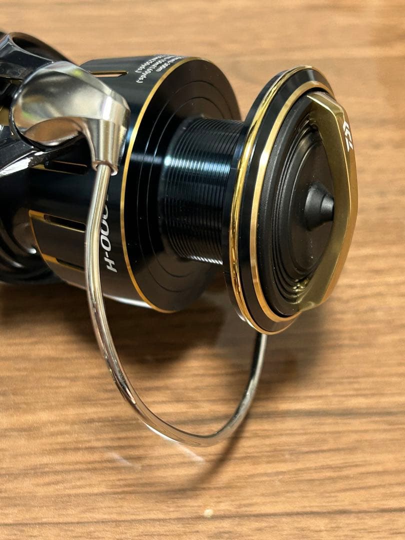 値下げ 新品未使用 DAIWA 23 SALTIGA 4000H