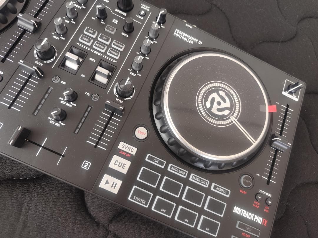 Numark MIXTRACK PRO FX DJコントローラー 未使用 美品