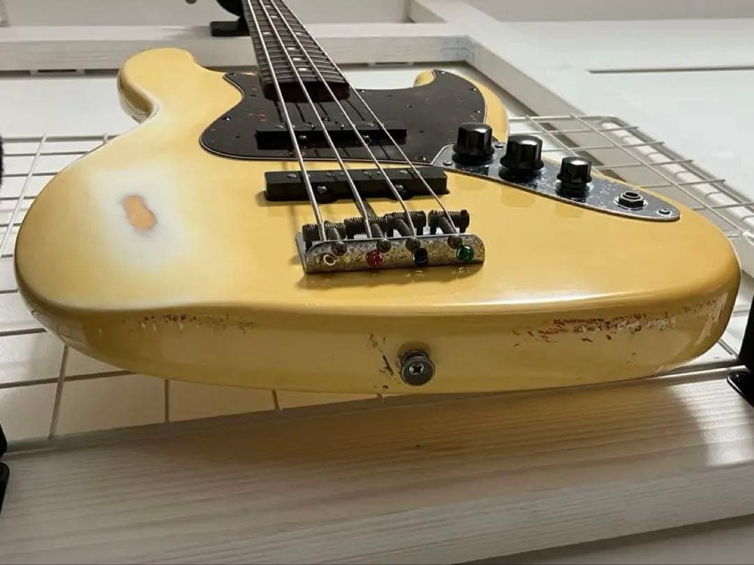 99年製 Fender AmericanVintage Jazz Bass 62