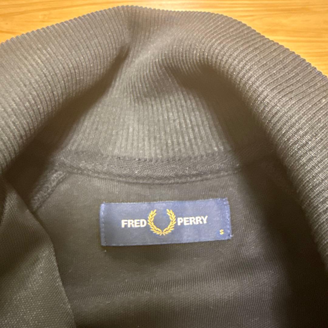 FRED PERRY トラックジャケット 黒 S ローレルテープ