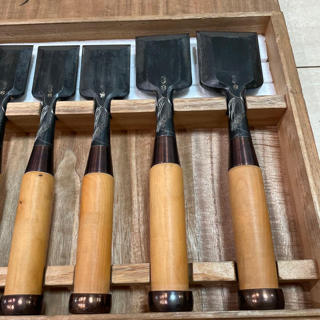 長弘 面取 追入鑿 竜彫刻入 15本組