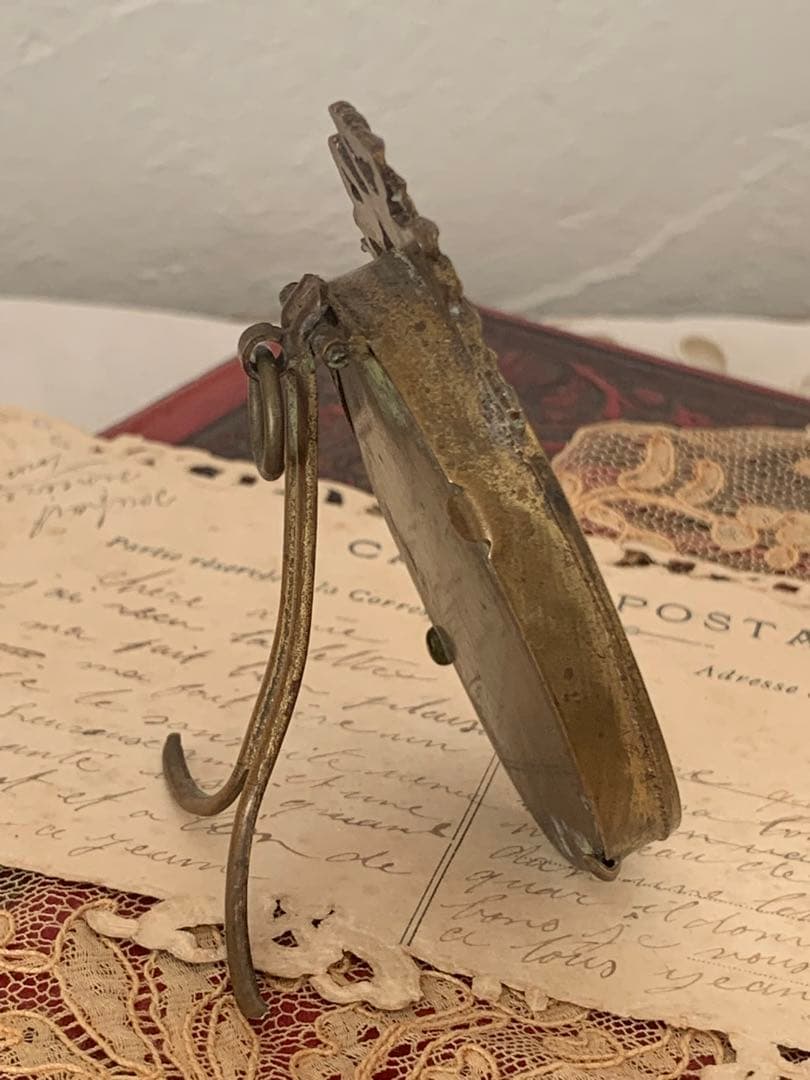 フランス　蚤の市　リボン装飾　フレーム　ブロカント