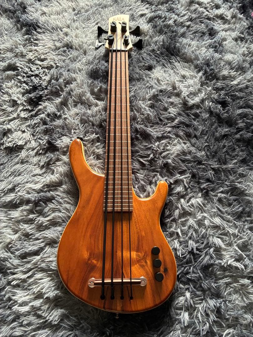 ベース KALA California U-BASS Hawaiian Fretless