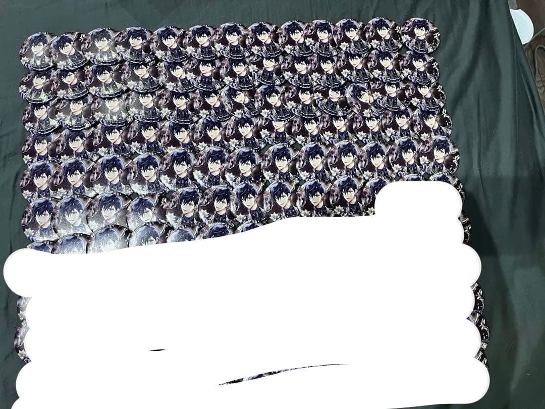 アイナナ 和泉一織 8周年缶バッジ 80点