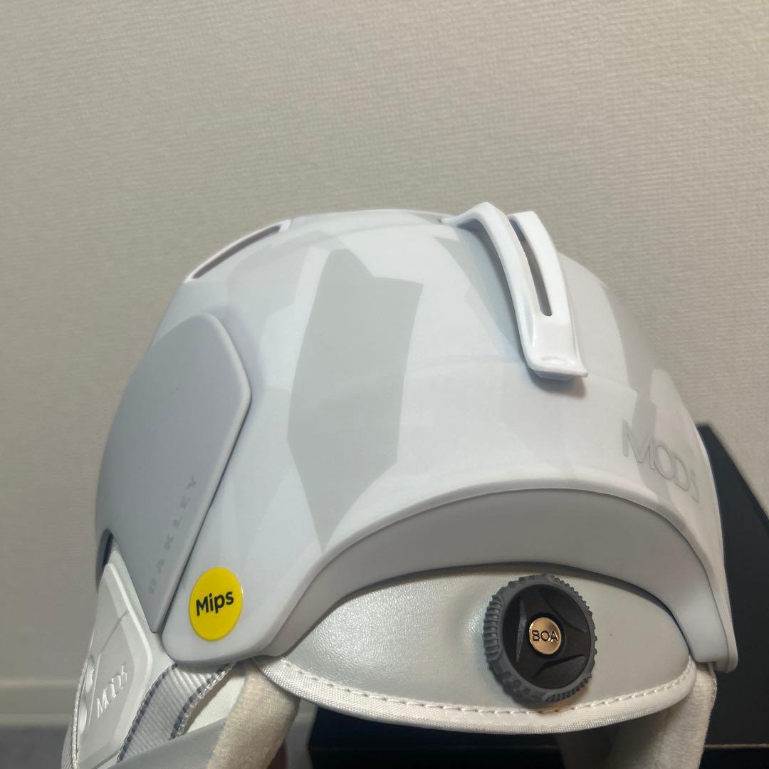 Prada Linea Rossa by Oakley スノーヘルメット M