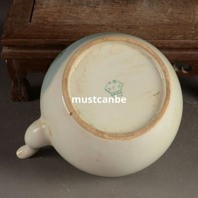 景徳鎮 陶磁器 手描きパステル魚提梁湖 茶壺 煎茶器 装飾品 現代工芸品 置物