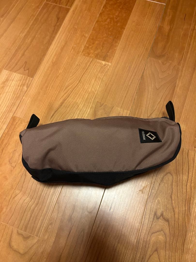 美品　Helinox タクティカルチェア ベージュ ロッキンフット付き