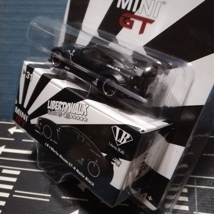 MINI GT LB★Works Nissan GT-R Matte Black