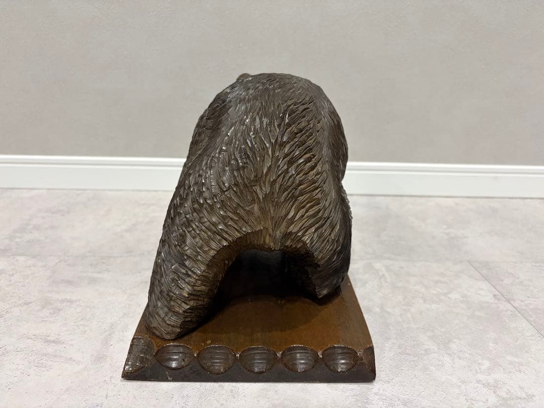 木製クマの彫刻　木彫り　熊　1967年もしくは1969年製　山峰作　昭和レトロ