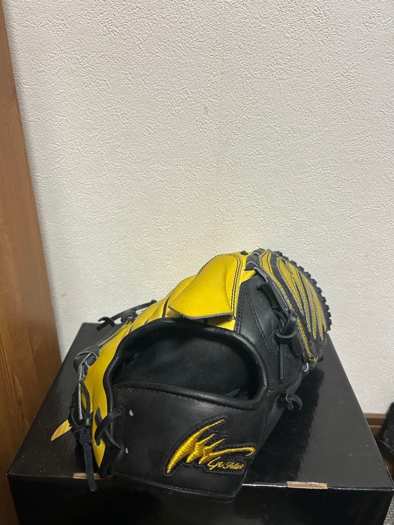 IPSelect 軟式グローブ 黒/黄