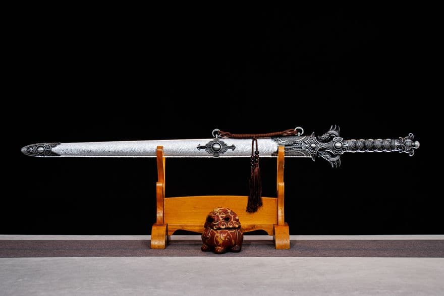 【フクロウ炙り戦剣】武具 刀装具 日本刀　模造刀 居合刀 武士道 鑑賞用 美術刀