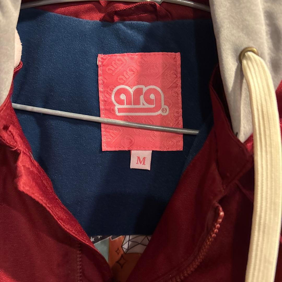 新品　ARG  スノーウェア M 上のみ
