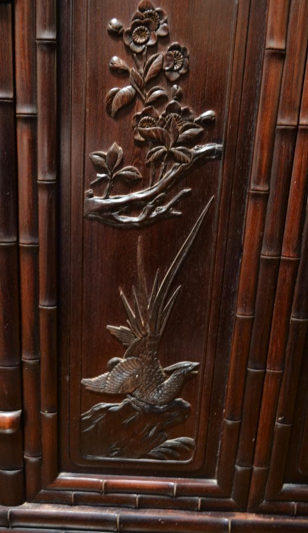 アンティーク　唐木 紫檀 無垢 花鳥 細密彫刻 開戸 引出 飾棚 150㎝