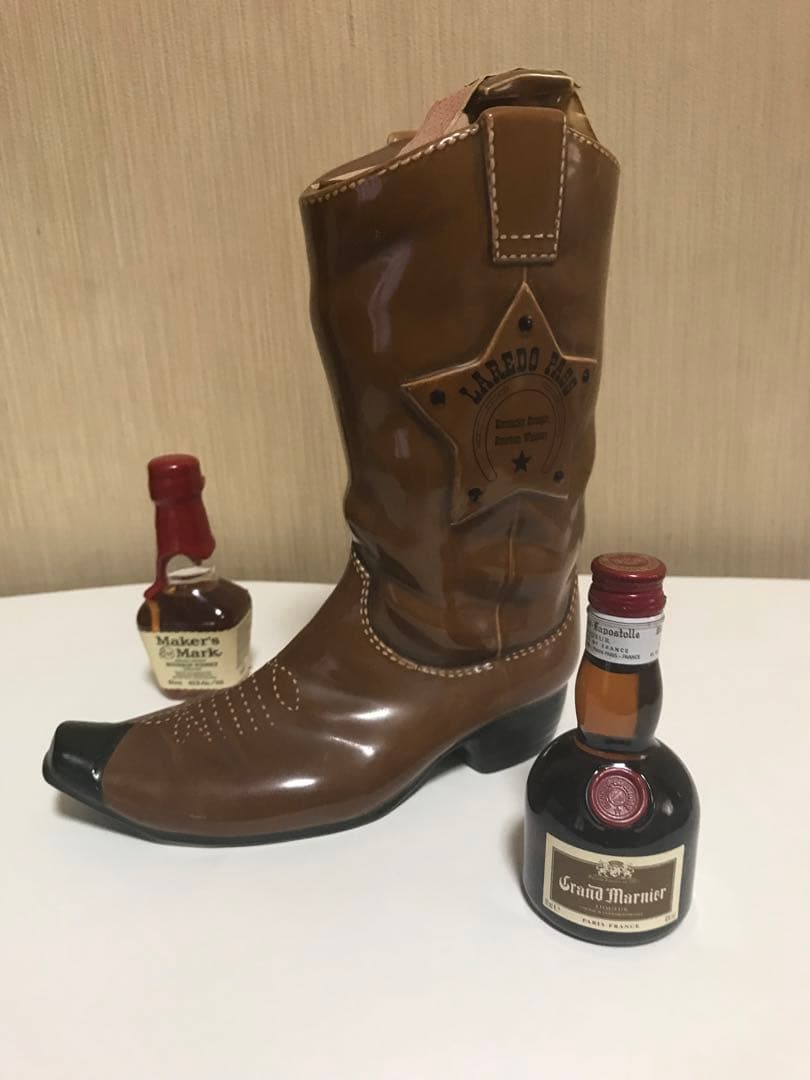 カウボーイブーツ型陶器ボトル （ラレドパス）750mlミニボトル２本おまけ