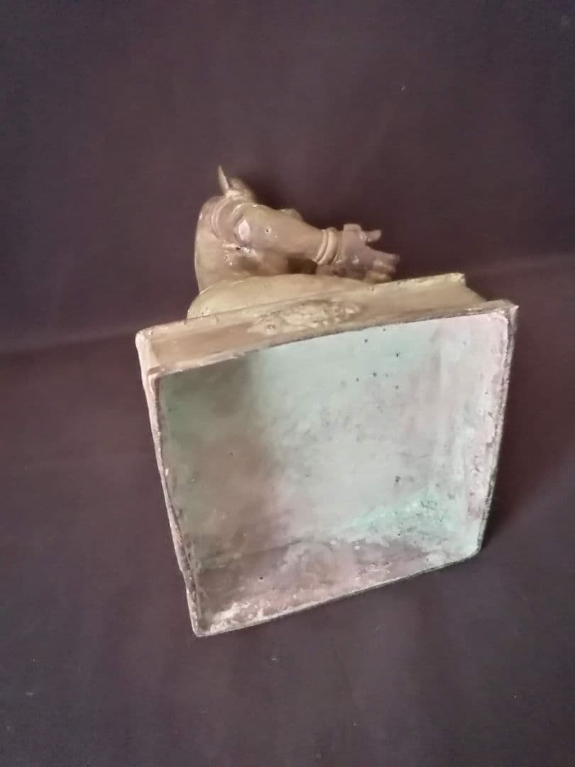 逸品　青銅牛神供犧子像　仏教　インド　中国　チベット　牛頭　 ガジュラーホ寺院群