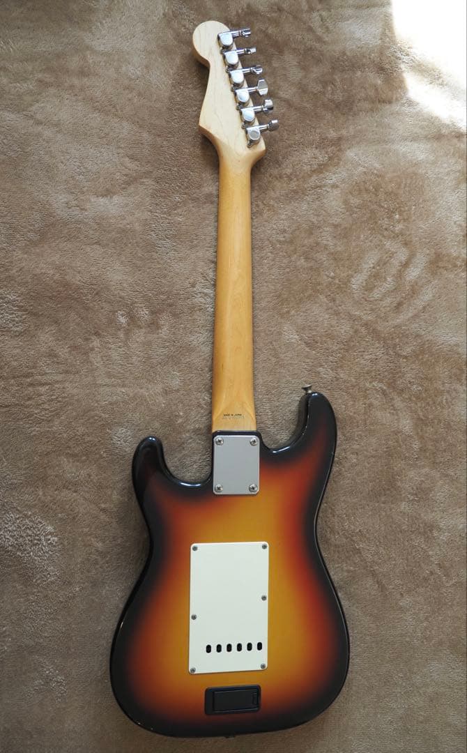 Fender Japan ST-CHAMP 前期型サンバーストアンプ内蔵ギター