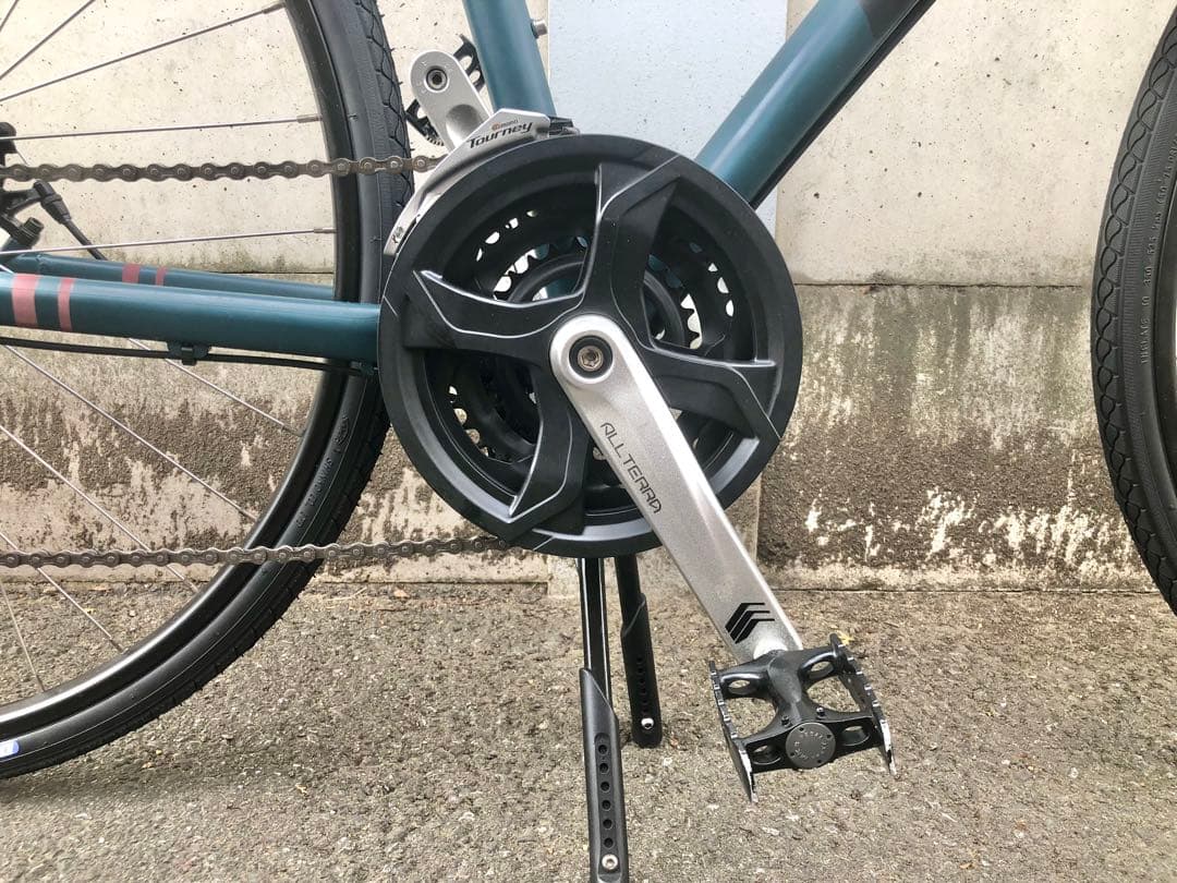 【部品総新品・色薄有】GT トラフィック　3.0 21速　クロスバイク　520