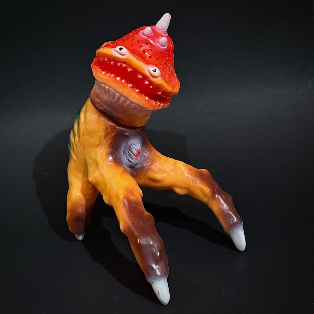 アマプロ 【寄生怪獣 トウチューカ 幼生 】 パチ怪獣 インディーズソフビ