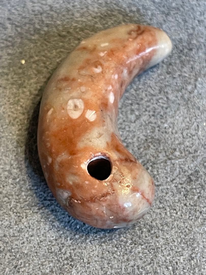 古墳時代　勾玉　管玉　堆積岩　碧玉製管玉　滑石