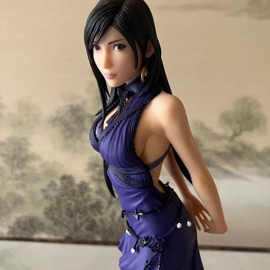 FINAL FANTASY VII REMAKE 　ティファ　ドレスver