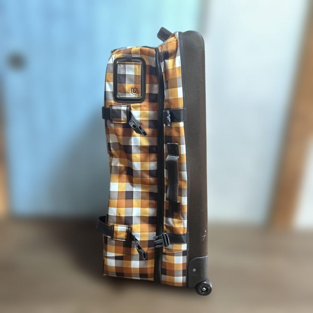 BURTON 大型キャリーバック　大容量　ソフトケース